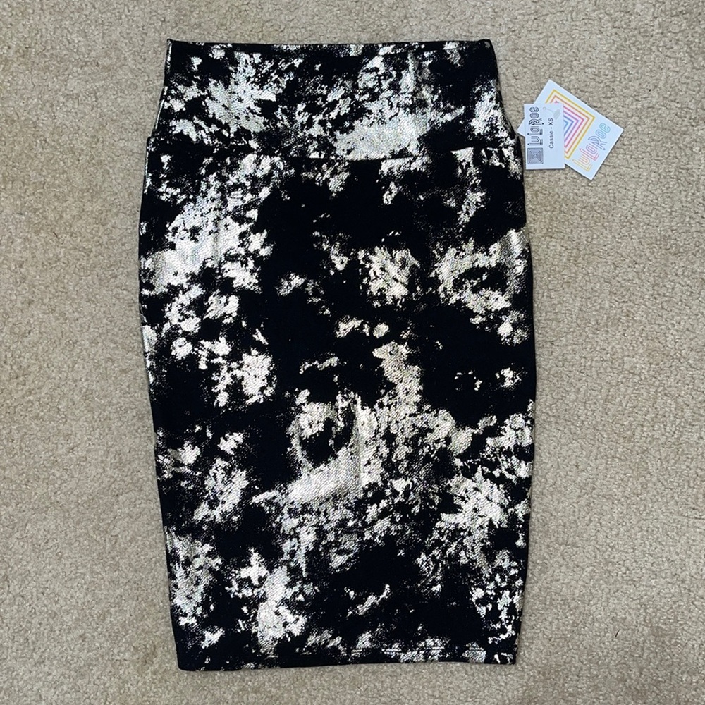 NWT LuLaRoe Cassie Skirt